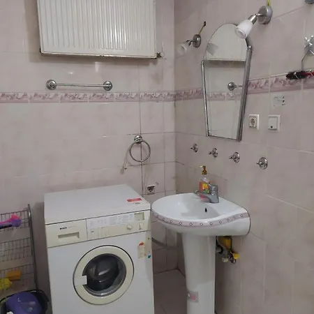 Aydemir House Homestay *